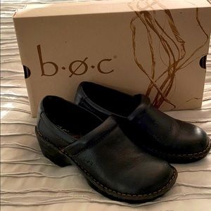 Black nurse type shoes